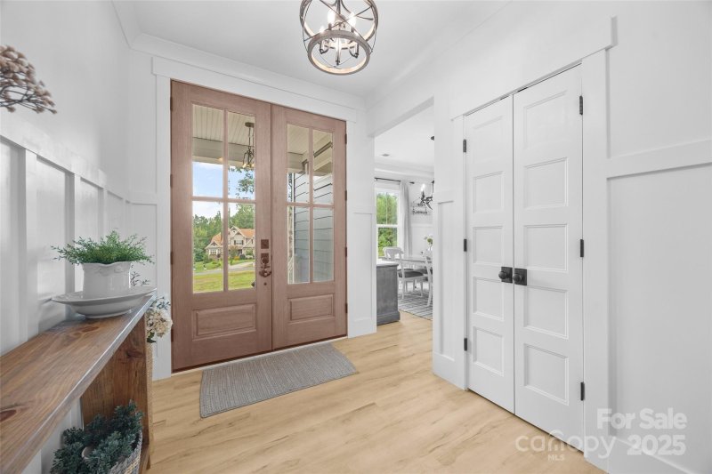 Property image 5 of 1756 White Fawn Lane in Catawba Shores Estates, Rock Hill, SC 29730
