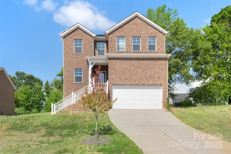 Property image 2 of 1343 Harvest Moon Way in Grey Fox Forest, Shelby, NC 28150