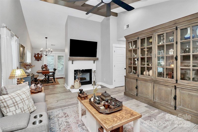 Property image 3 of 11609 Chadburn Lane in Brookstead, Charlotte, NC 28215