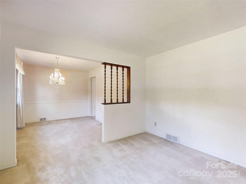 Property image 2 at 15 Keasler Road, Asheville, NC 28805