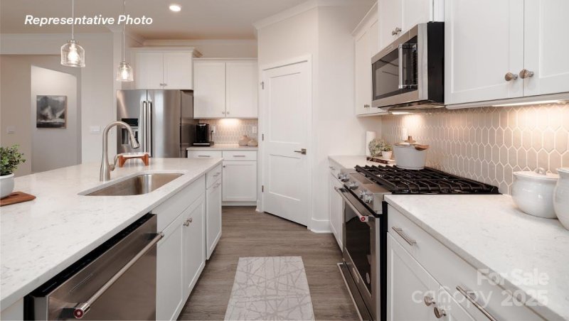 Property image 5 of 2073 Skyhawk Drive in Westport, York, SC 29745
