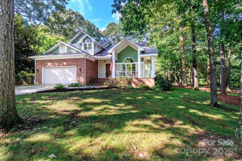 Property image 5 of 3025 Abingdon Avenue in Yorkshire, Monroe, NC 28110