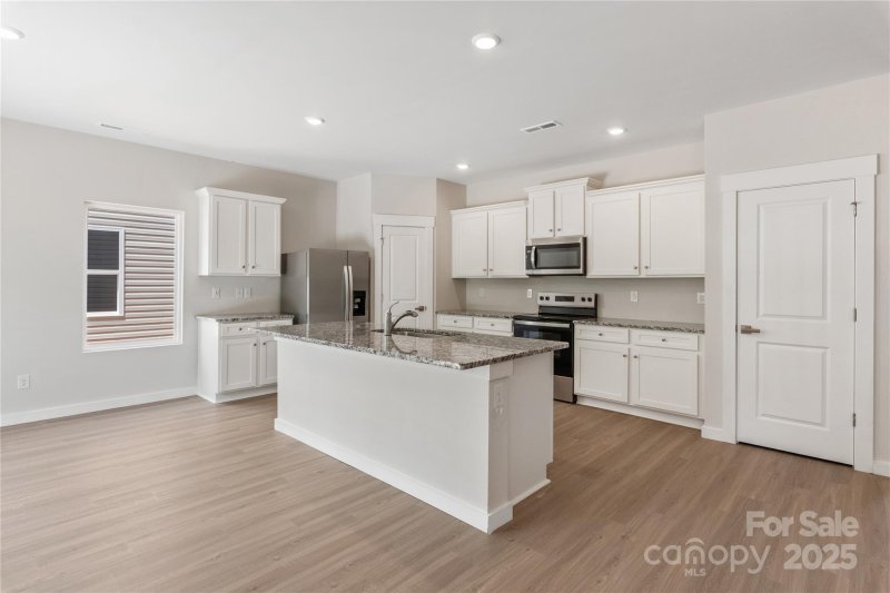 Property image 4 of 1508 Doran Terrace in Knights Bridge, Richburg, SC 29729