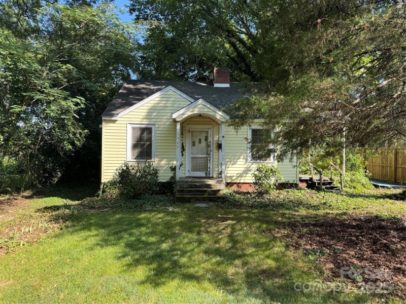 1909 Garibaldi Avenue