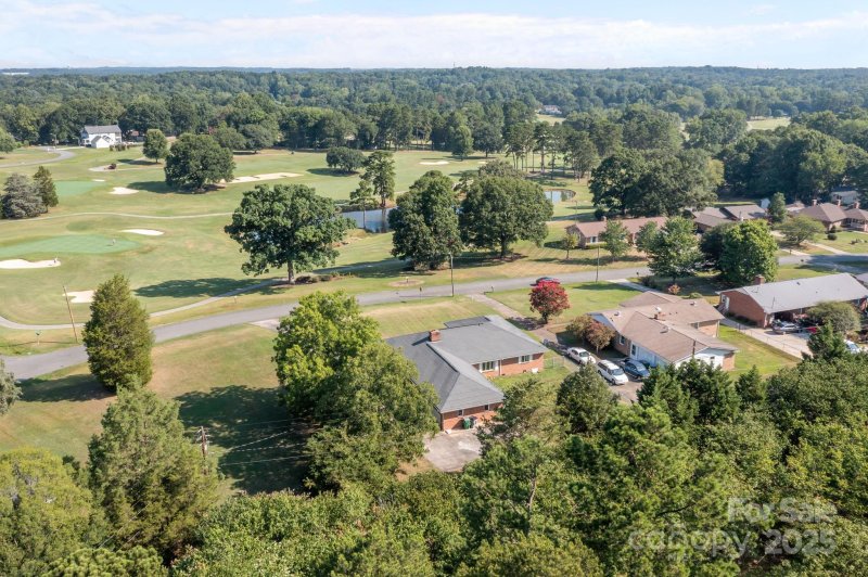 Property image 2 of 1314 Stoneyridge Drive in Pine Island, Charlotte, NC 28214