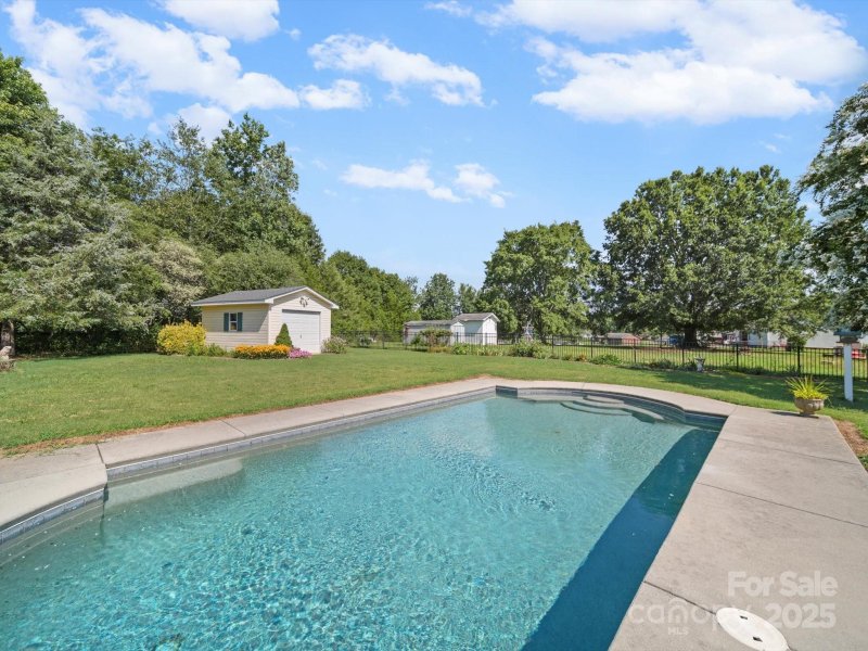 Property image 2 at 2621 Foxworth Drive, Monroe, NC 28110