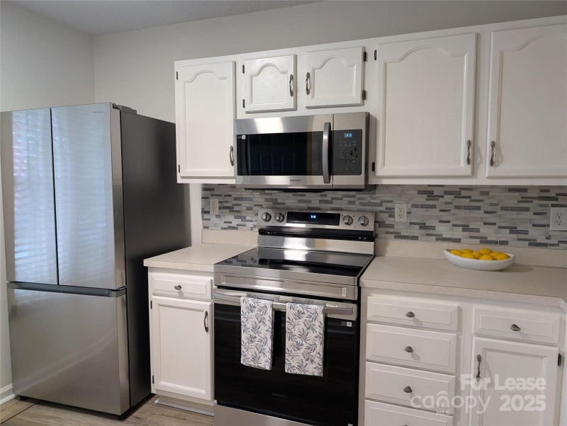 Property image 2 at 9216 Four Mile Creek Road, Charlotte, NC 28277