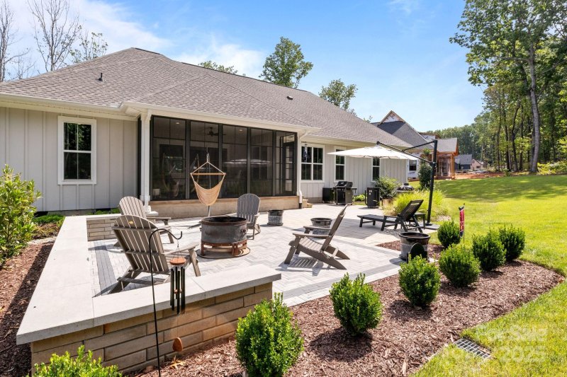 Property image 5 of 4465 Brancer Lane in Magnolia Ridge, Lincolnton, NC 28092