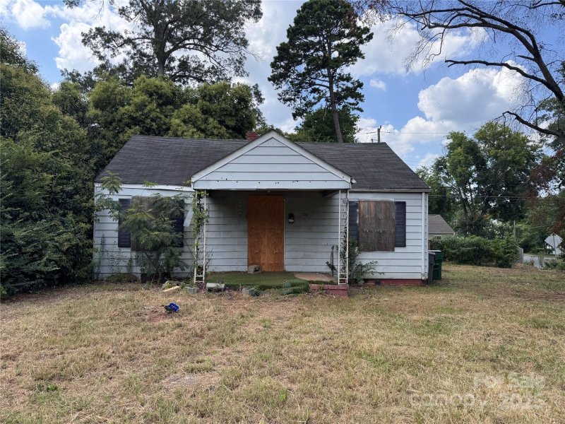 100 S Gardner Avenue