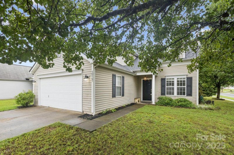 Property image 2 at 10147 Orchard Grass Court, Charlotte, NC 28278