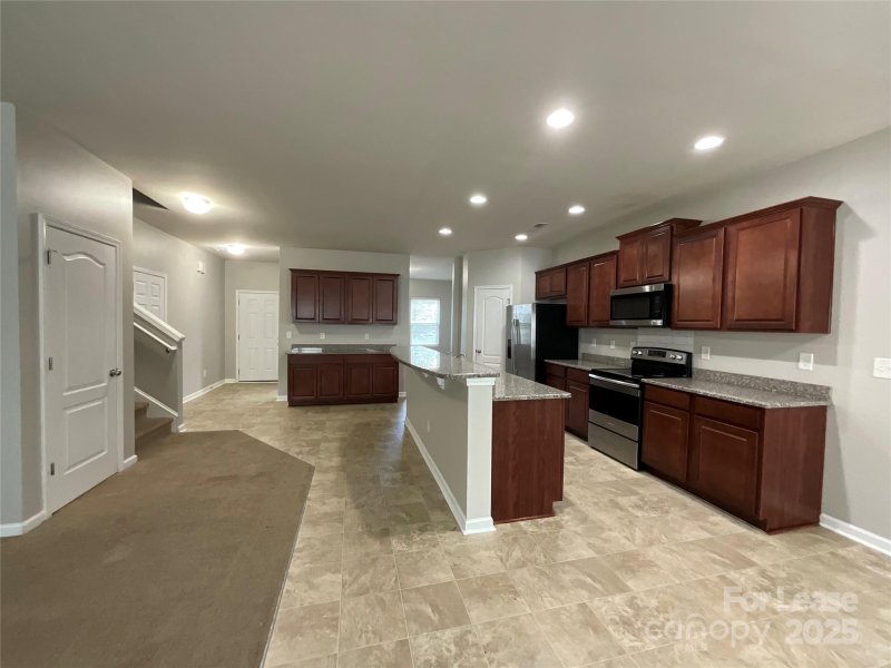 Property image 5 of 9143 Magnolia Lily Avenue in Woodbury, Charlotte, NC 28227