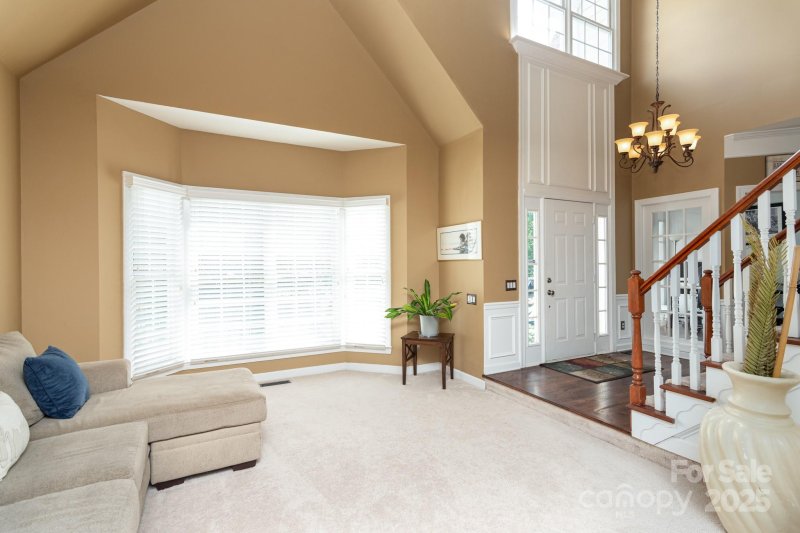 Property image 3 of 6207 Glencairn Court in Highland Creek, Charlotte, NC 28269