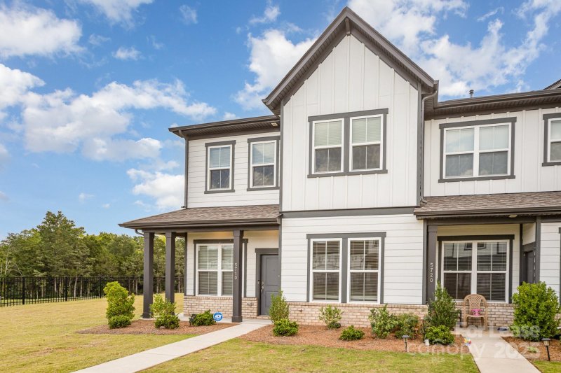 Property image 3 at 5710 Gulch Place, Charlotte, NC 28215