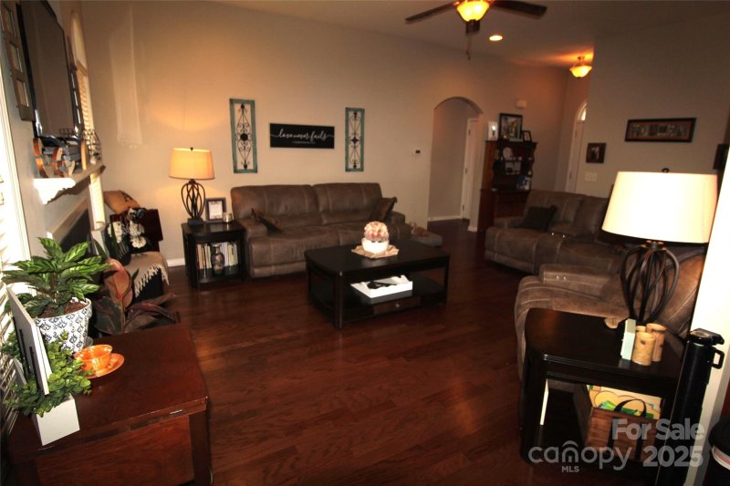 Property image 4 of 534 Pennyfields Lane in Faulkner Ridge, Clover, SC 29710