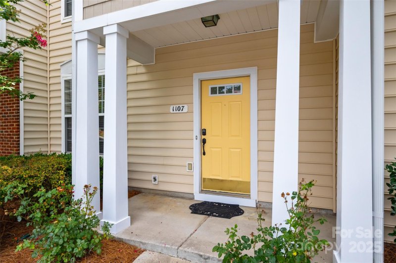 Property image 3 of 1107 Sienna Sand Way in Waterstone, Fort Mill, SC 29708