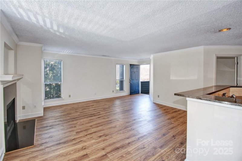 Property image 3 at 2512 Cranbrook Lane, Charlotte, NC 28207