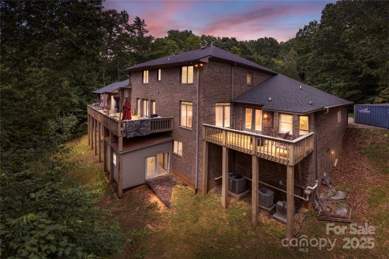 Property image 3 of 19 Timber Park Drive in Timber Park, Black Mountain, NC 28711