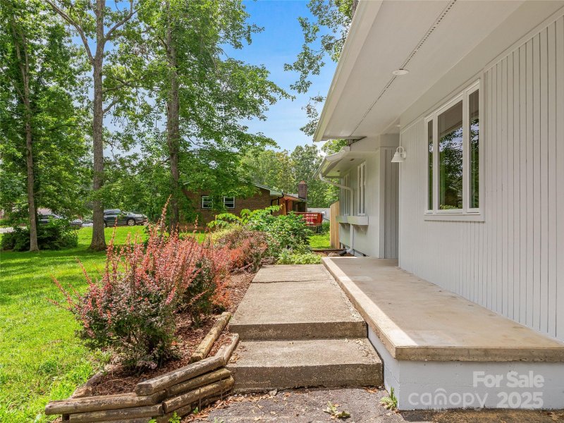 Property image 4 at 24 Ashcroft Road, Arden, NC 28704