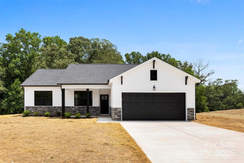 Property image 3 at 153 Pumice Drive, Statesville, NC 28625