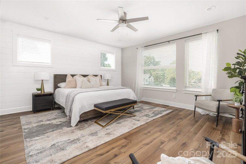 Property image 4 of 329 Coxe Avenue in Seversville, Charlotte, NC 28208