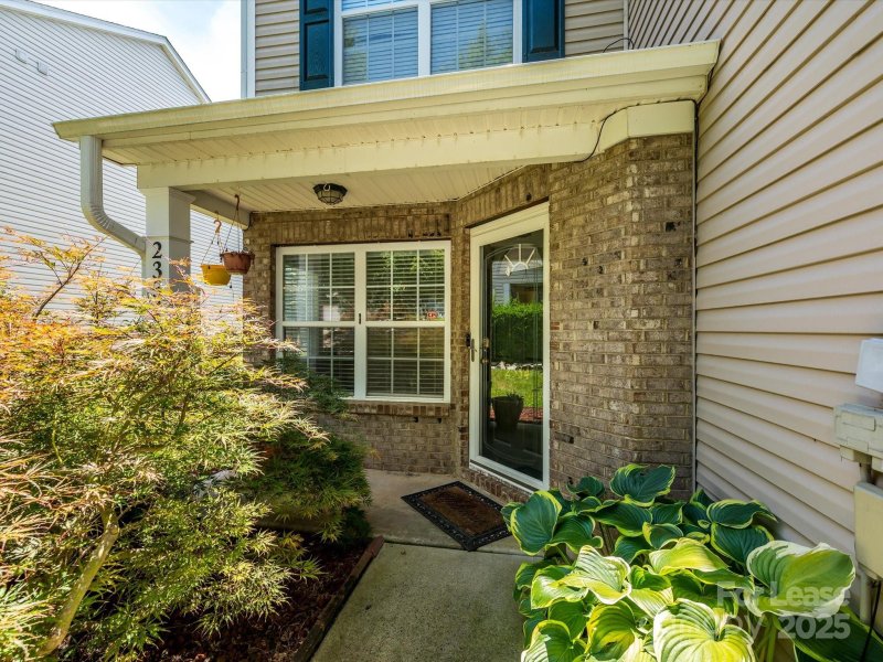 Property image 2 at 2334 Calabassas Lane, Matthews, NC 28105