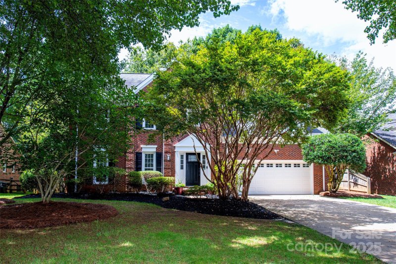 Property image 2 of 1206 Matthews Plantation Drive in Matthews Plantation, Matthews, NC 28105