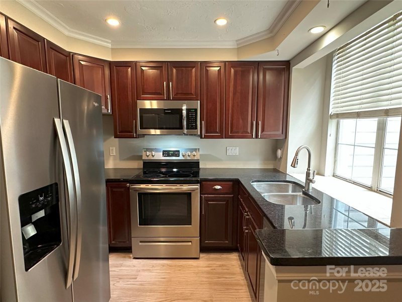 Property image 3 at 2958 Iron Gate Lane, Charlotte, NC 28212