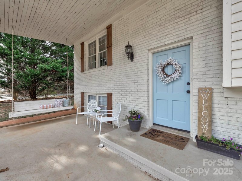 Property image 2 of 432 Lake Shore Drive in Forest Lake, Fort Mill, SC 29715