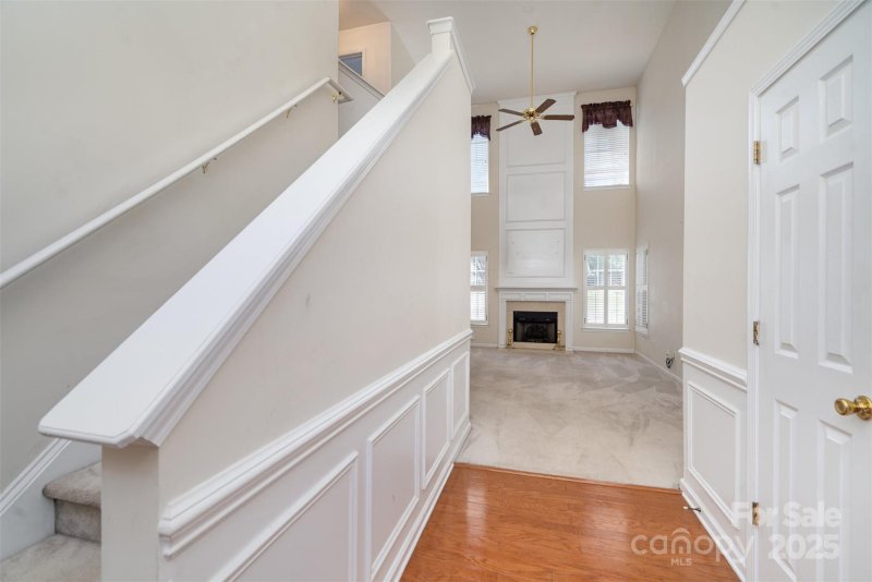 Property image 3 of 9935 Gray Dove Court in Chastain Walk, Charlotte, NC 28216