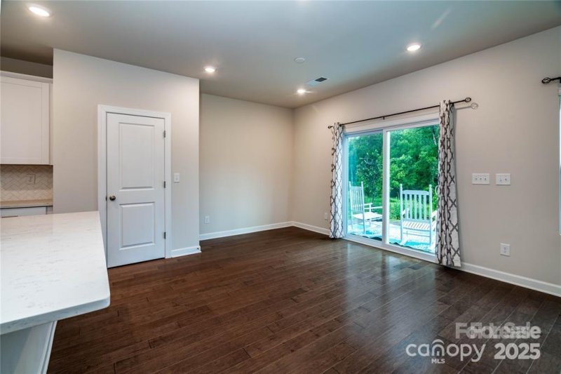 Property image 5 at 2131 Belterra Drive, Charlotte, NC 28216