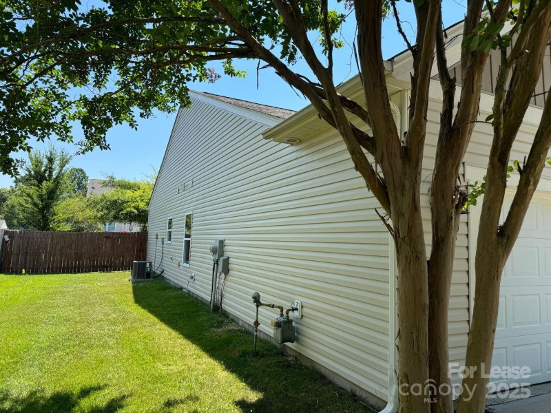 Property image 3 at 5075 Meanna Drive, Clover, SC 29710