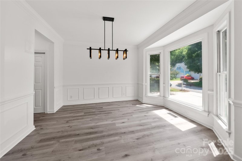 Property image 5 of 9418 Arborview Court in Davis Lake, Charlotte, NC 28269