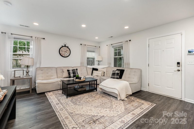 Property image 5 at 6824 Aerial Court, Charlotte, NC 28213