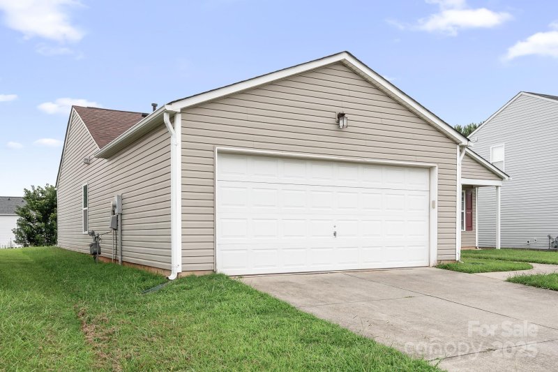 Property image 4 at 5216 Valcourt Road, Charlotte, NC 28216