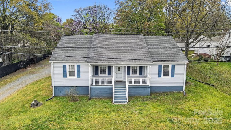 Property image 2 at 2420 Kannapolis Highway, Concord, NC 28027