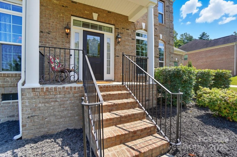 Property image 2 of 9630 Minnie Lemmond Lane in Summerwood, Mint Hill, NC 28227