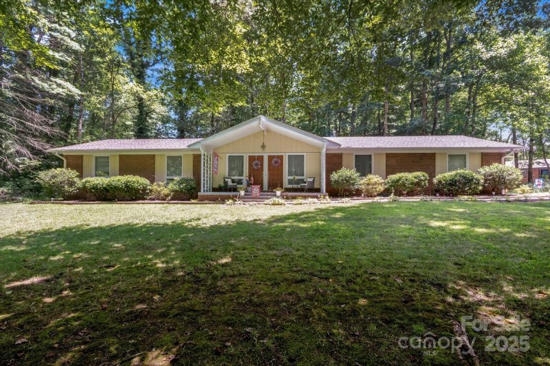 Property image 2 of 106 E Laurel Lane in Greenwood Forest, Etowah, NC 28729