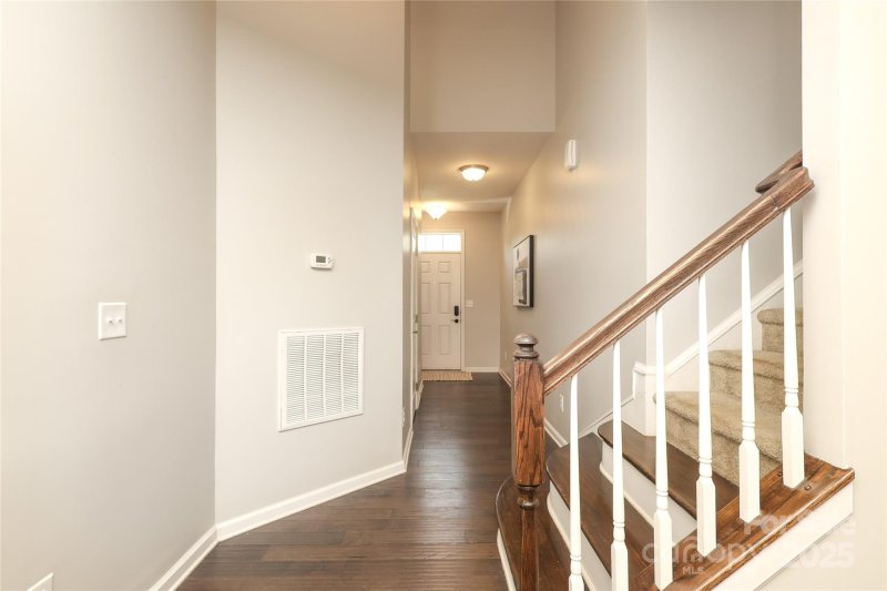 Property image 5 at 1809 Evergreen Drive, Charlotte, NC 28208