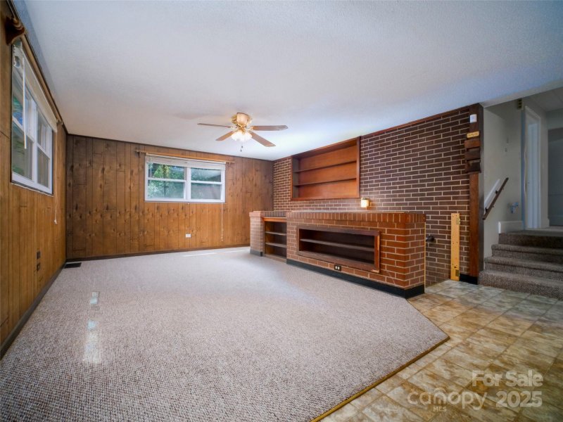 Property image 4 at 1414 Hollyleaf Avenue, Gastonia, NC 28052