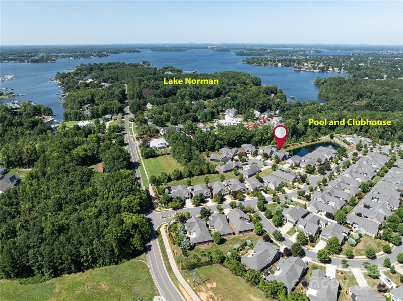 Property image 2 of 15012 Courtside Cove Lane in The Courtyards on Lake Norman, Cornelius, NC 28031