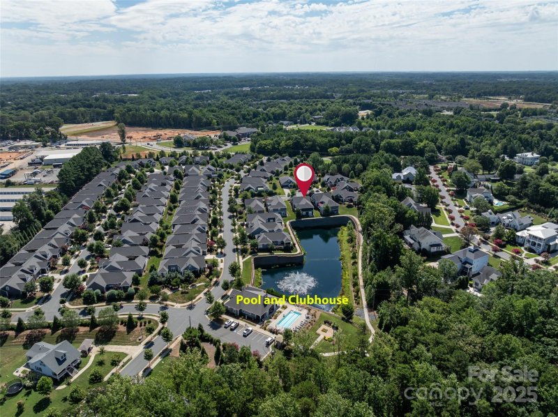 Property image 3 of 15012 Courtside Cove Lane in The Courtyards on Lake Norman, Cornelius, NC 28031