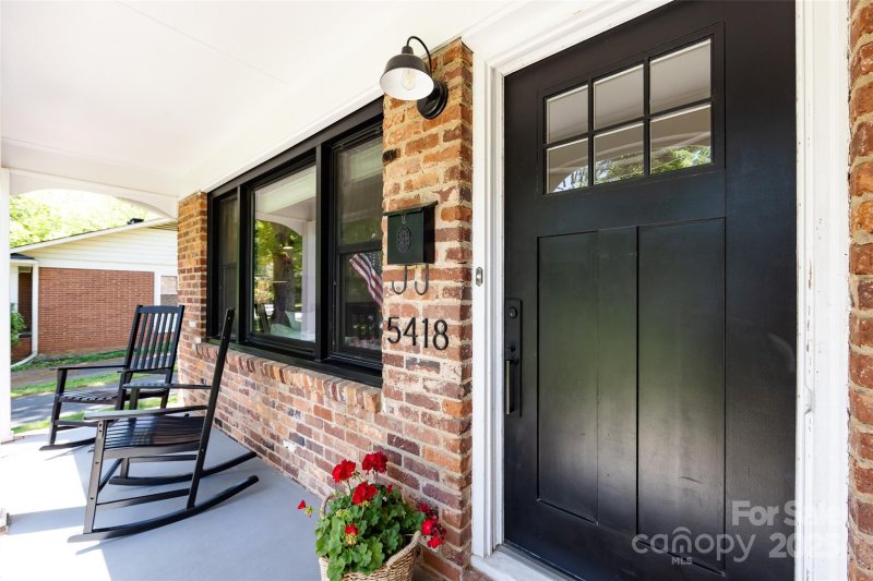 Property image 5 at 5418 Seacroft Road, Charlotte, NC 28210