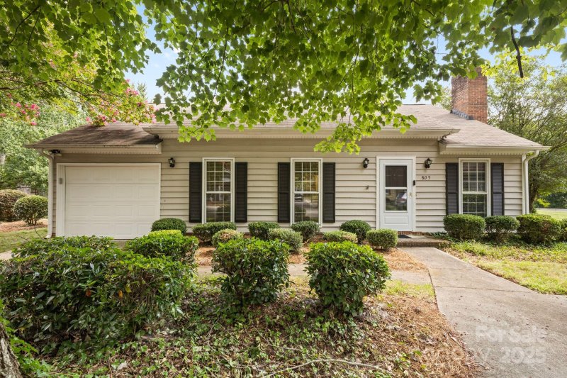 805 Bradford Woods Drive