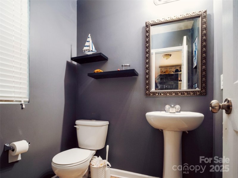 Property image 3 of 6331 Ganso Lane in Alexander Heights, Charlotte, NC 28214