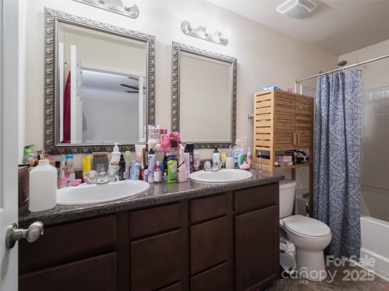 Property image 5 of 6331 Ganso Lane in Alexander Heights, Charlotte, NC 28214