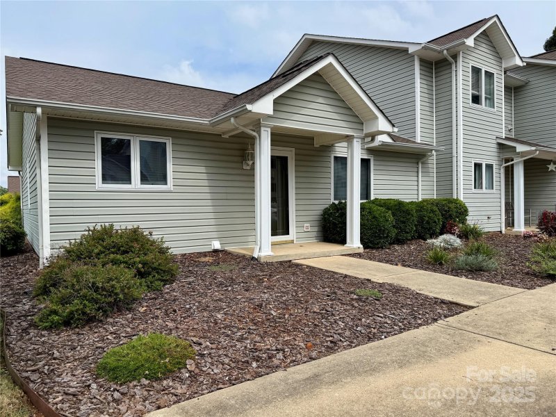 Property image 4 at 3368 White Oak Court, Claremont, NC 28610