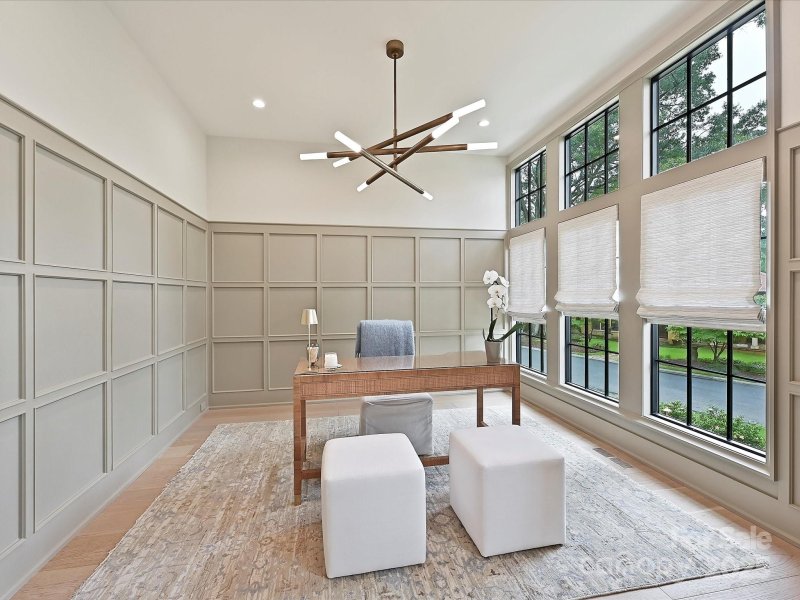 Property image 5 at 2700 Wintergreen Drive, Charlotte, NC 28211