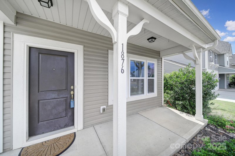 Property image 2 of 1876 Tradd Avenue in Oaks At Clover, Clover, SC 29710