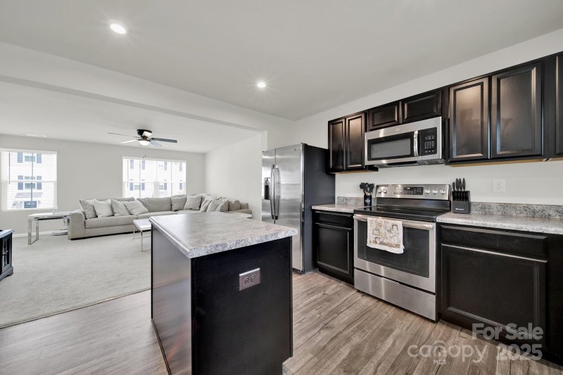 Property image 5 of 958 Taybyn Road in Glynwood Forest, Fort Mill, SC 29715