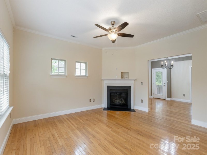 Property image 5 of 174 Springfield Meadow Drive in Springfield, Etowah, NC 28729